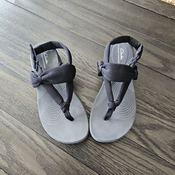 Clarks Arla Nicole Sandals - Picture 3 of 7